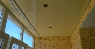 Натяжной потолок на балкон Торжок, цена 6289 руб.